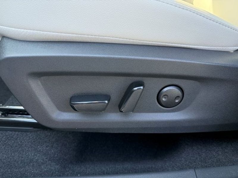 2025 Nissan Murano SL - Photo 14