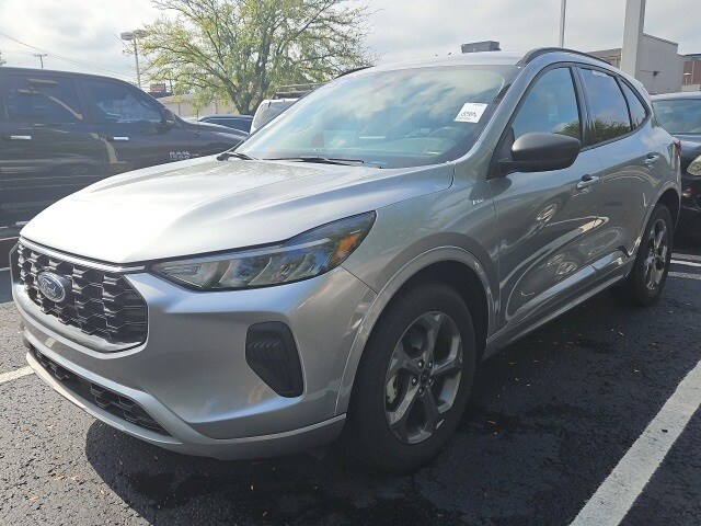 2024 Ford Escape ST-Line photo 3