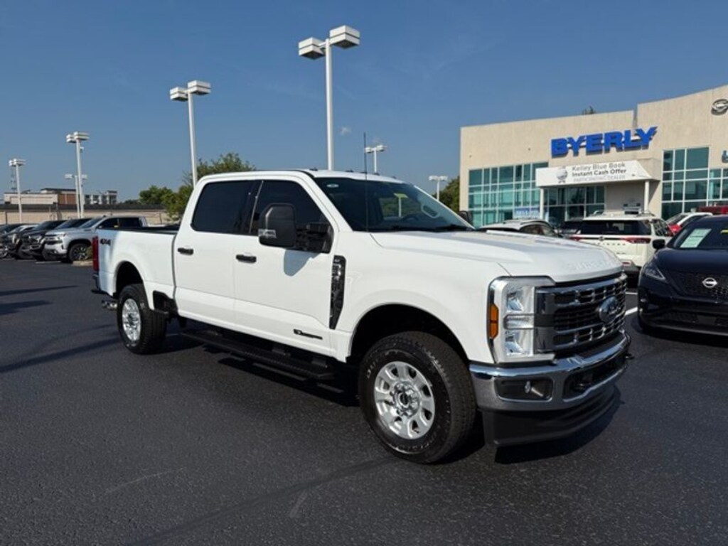 Used 2024 Ford F-250 XLT Crew Cab