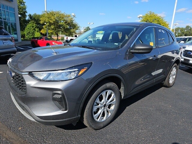 2024 Ford Escape Active photo 2