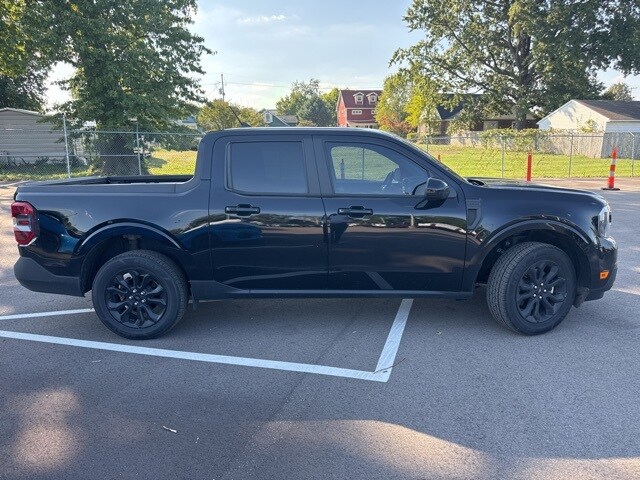 2024 Ford Maverick Lariat photo 2