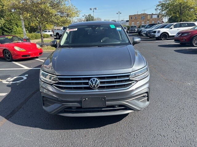 2024 Volkswagen Tiguan SE Wolfsburg Edition photo 2