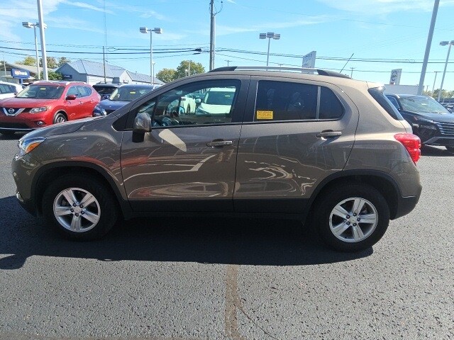 2022 Chevrolet Trax LT photo 3