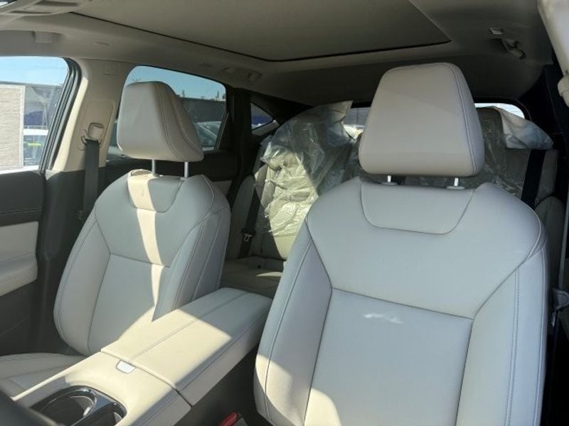 2025 Nissan Murano SL - Photo 15