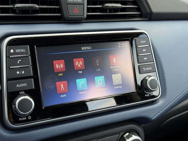 2025 Nissan Versa Sedan SV - Photo 21