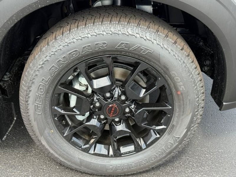 2025 Nissan Armada PRO-4X - Photo 9