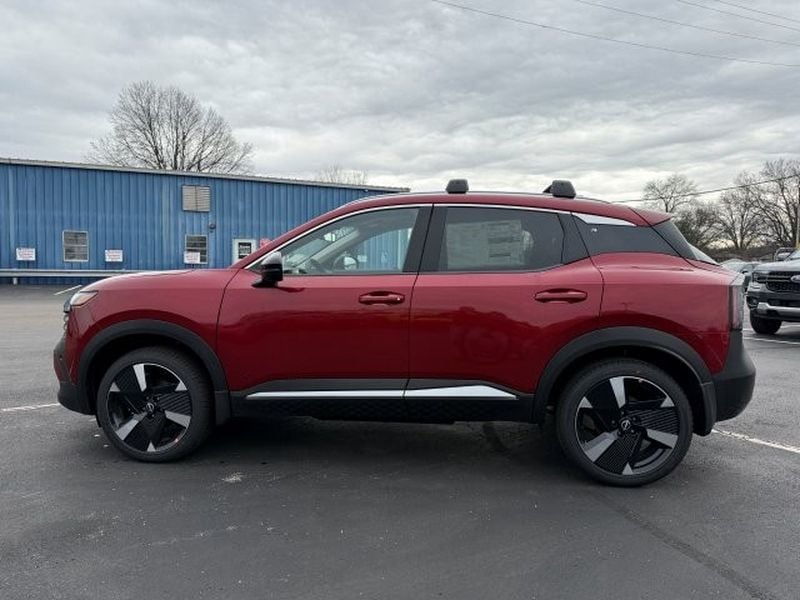 2026 Nissan KICKS SR AWD's photo