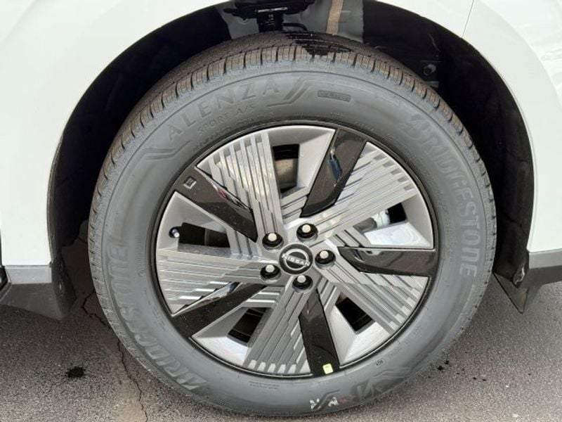 2025 Nissan Murano SL - Photo 11
