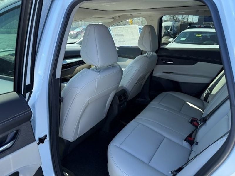 2025 Nissan Murano SL - Photo 16