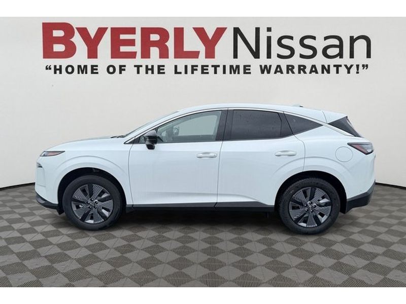 2025 Nissan Murano SL's photo
