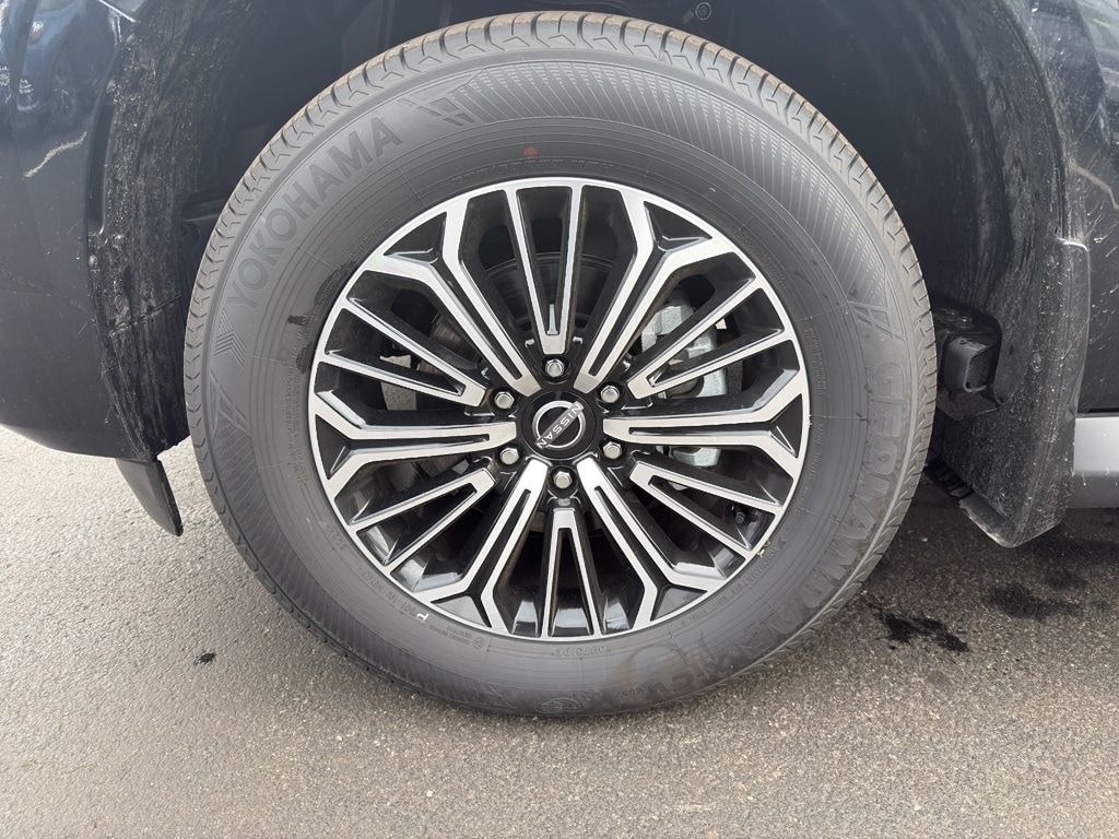 2025 Nissan Armada Platinum - Photo 15