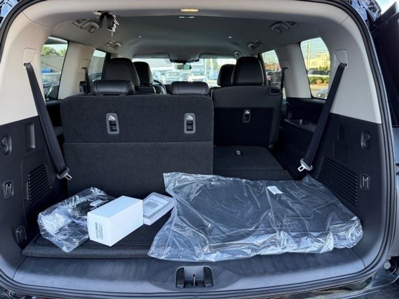 2026 Nissan Armada SV - Photo 21