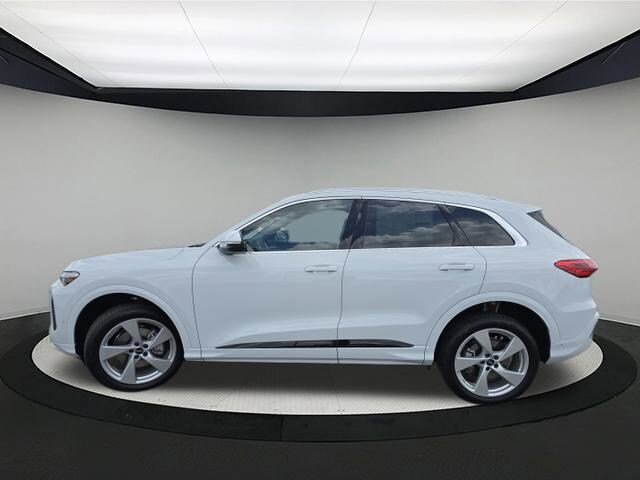 2025 Audi Q5 Premium Plus photo 4