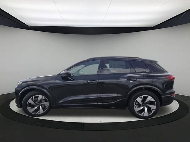 2025 Audi Q6 E-tron Prestige photo 4
