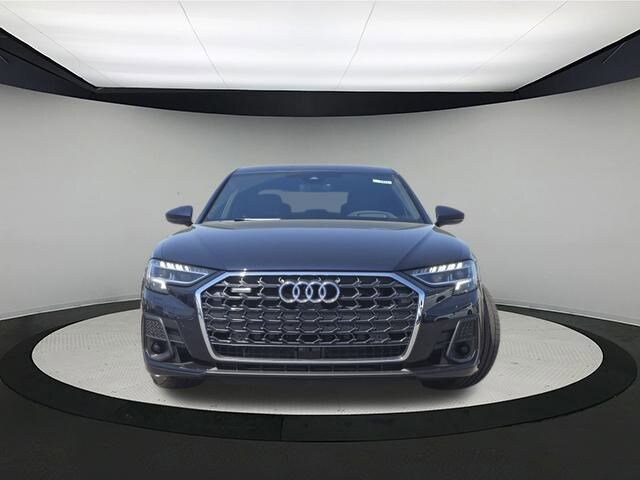 2025 Audi A8 L 55 TFSI Quattro photo 2