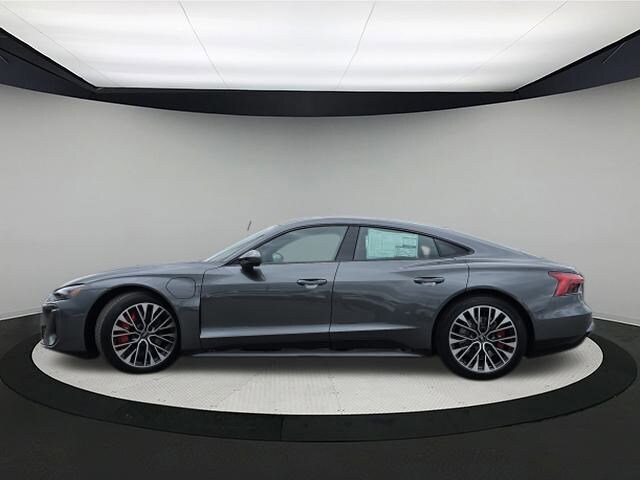 2025 Audi e-tron GT Premium Plus photo 4