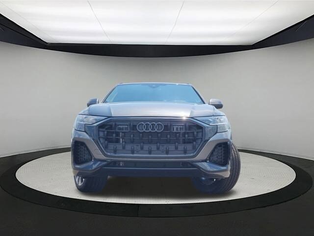 2025 Audi Q8 Premium 55 photo 2