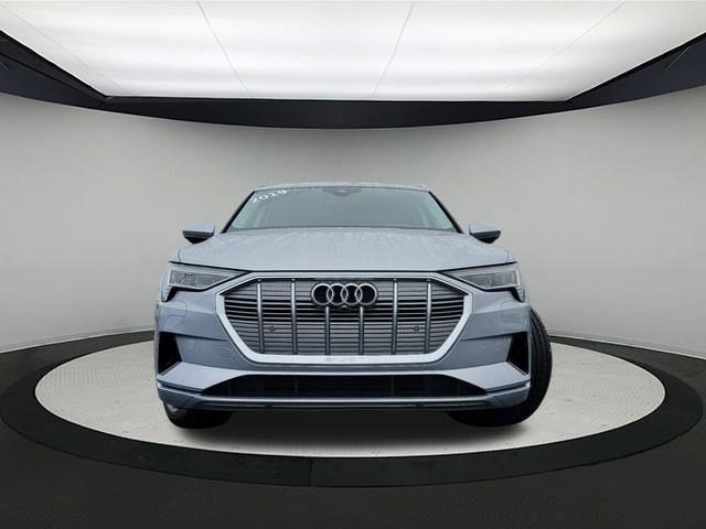 Used 2019 Audi e-tron Prestige with VIN WA1VABGE6KB021968 for sale in Columbus, OH