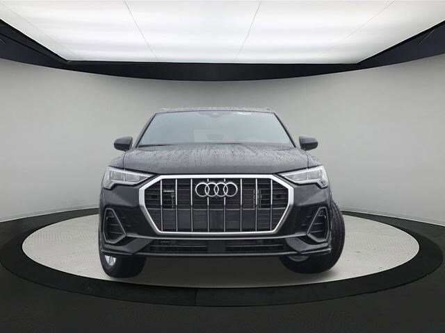 2025 Audi Q3 S line Premium Plus photo 2