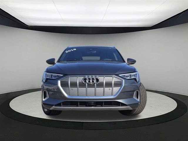 Used 2019 Audi e-tron Prestige with VIN WA1VAAGE9KB006729 for sale in Columbus, OH