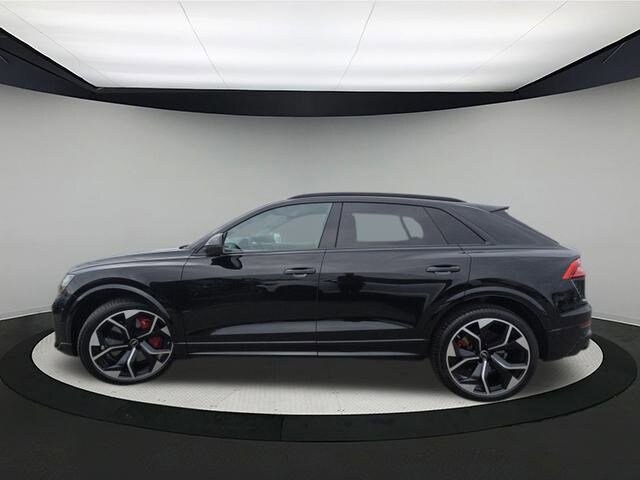 2023 Audi RS Q8 photo 4
