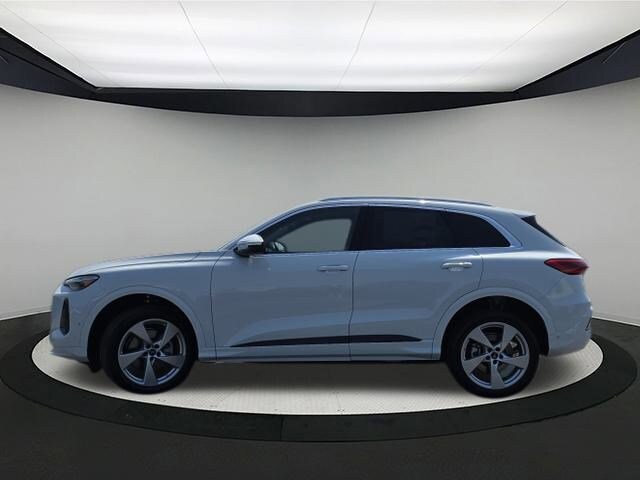 2025 Audi Q5 Premium Plus photo 4