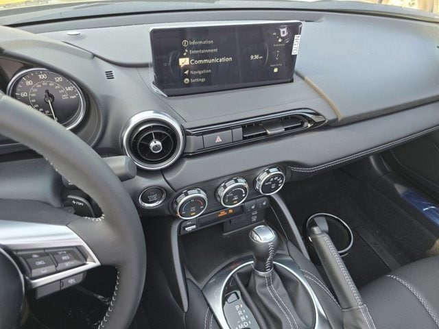 2025 Mazda MX-5 Miata RF Grand Touring - Photo 10