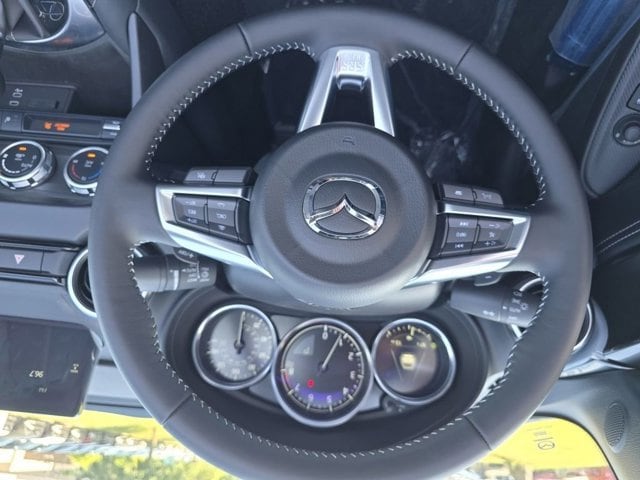 2025 Mazda MX-5 Miata RF Grand Touring - Photo 9