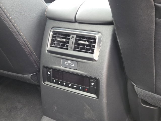 2026 Mazda CX-90 Premium Package - Photo 10