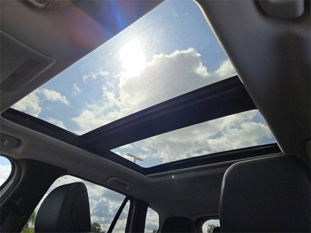2025 Mazda CX-50 2.5 Premium Plus photo 2