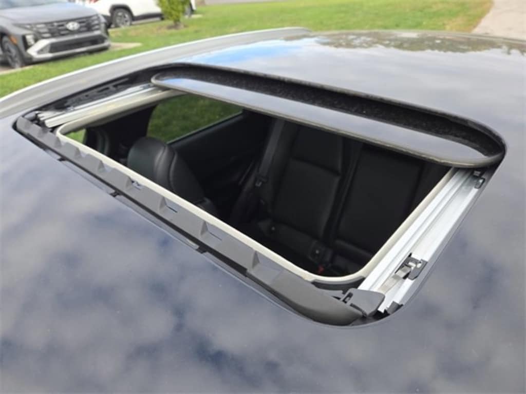 New 2025 Mazda CX-30 2.5 S Preferred AWD Sport Utility