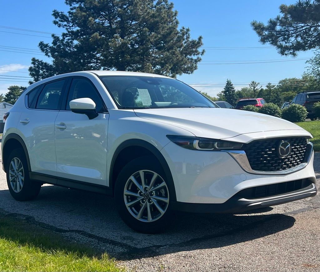 2023 Mazda CX-5 S Auto AWD's photo