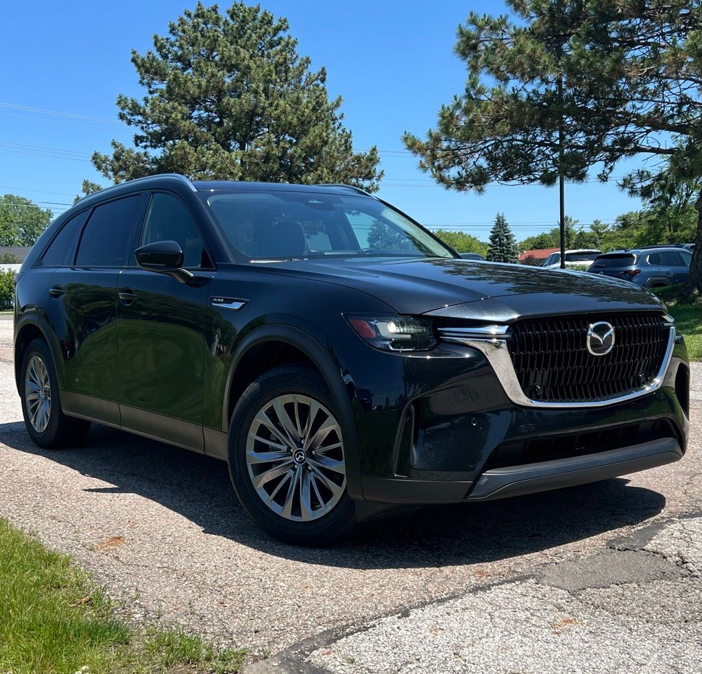 2025 Mazda CX-90's photo