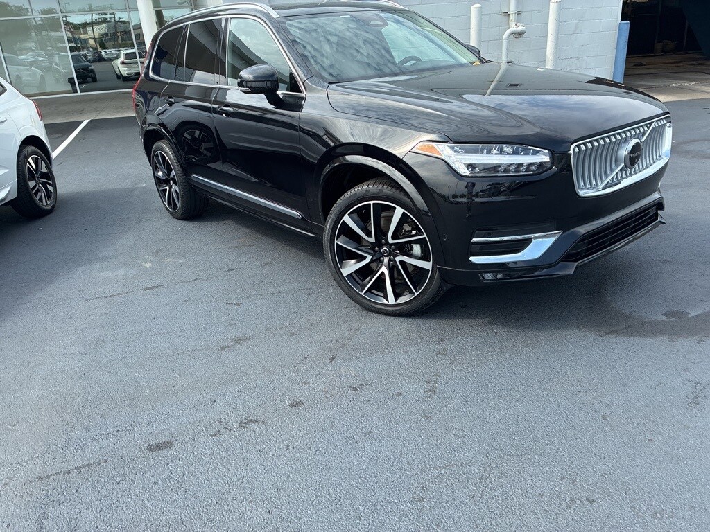 2024 Volvo XC90 Plus photo 2