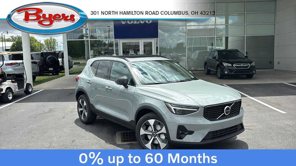 2026 Volvo XC40