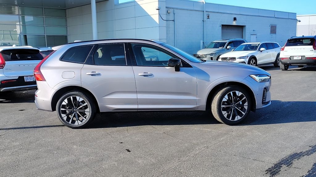 New 2026 Volvo XC60 B5 Plus SUV