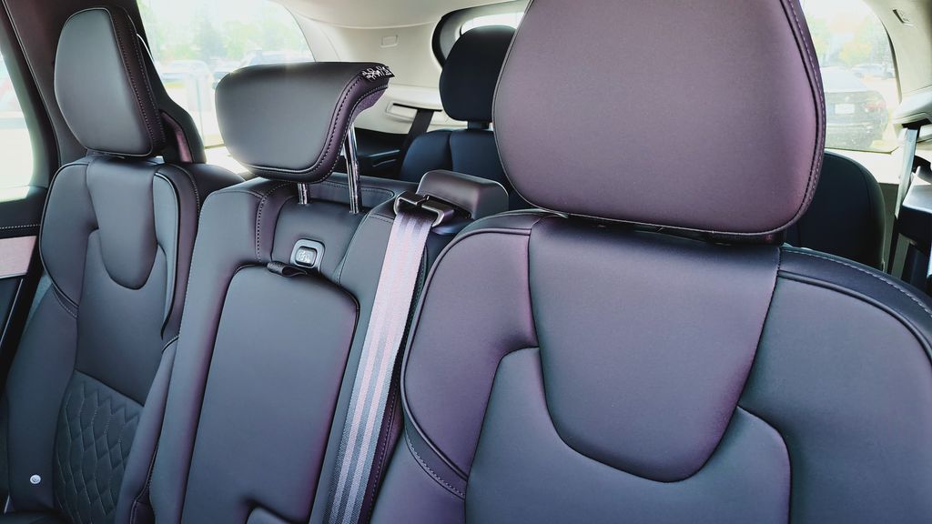 2026 Volvo XC90 Plus - Photo 26