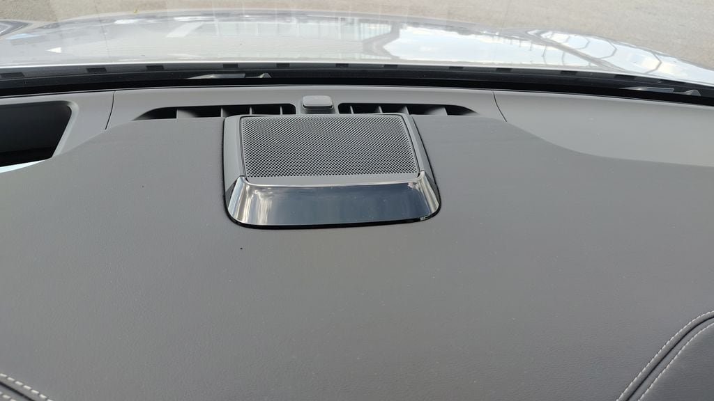 2025 Volvo EX90 Ultra - Photo 21