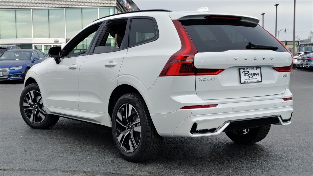 New 2026 Volvo XC60 B5 Plus SUV