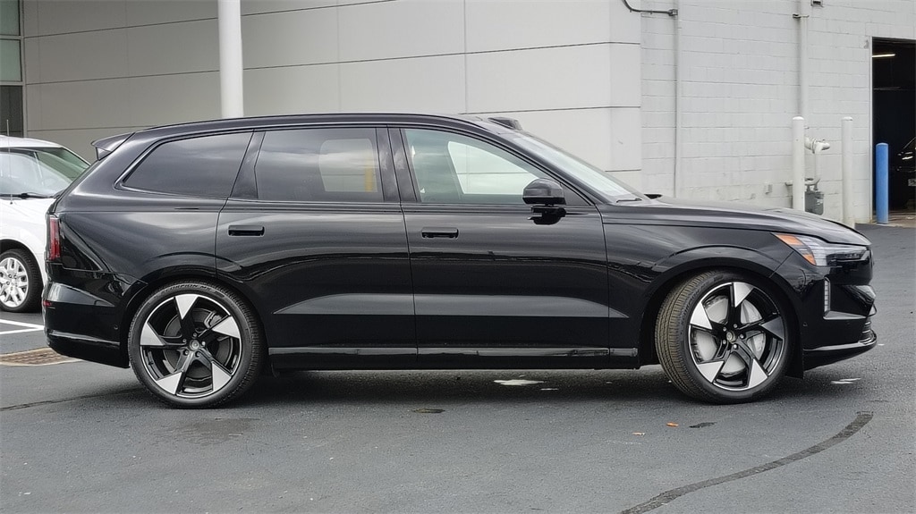 New 2025 Volvo EX90 Twin Motor Ultra 6-Seater SUV