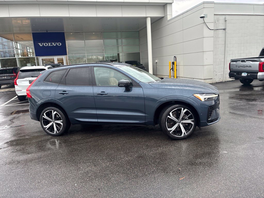 Certified 2024 Volvo XC60 Recharge Plug-In Hybrid Ultimate SUV