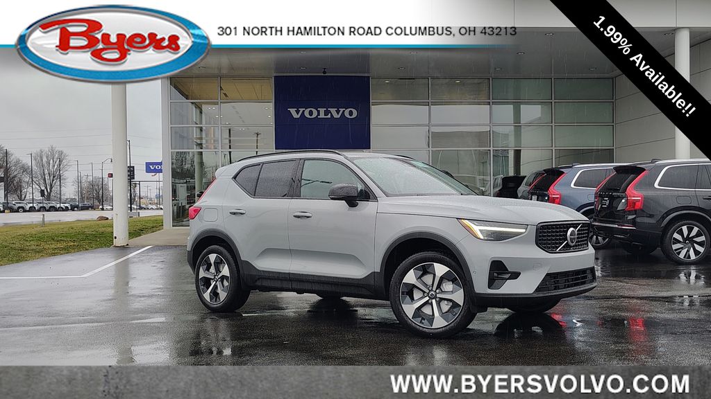 2026 Volvo XC40
