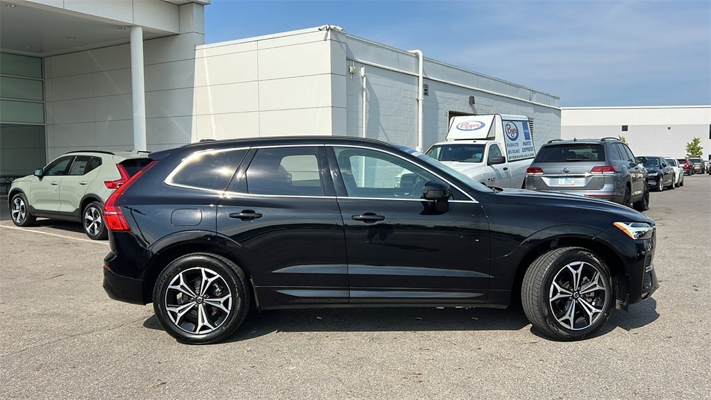 Certified 2022 Volvo XC60 Momentum with VIN YV4L12RK6N1911166 for sale in Columbus, OH