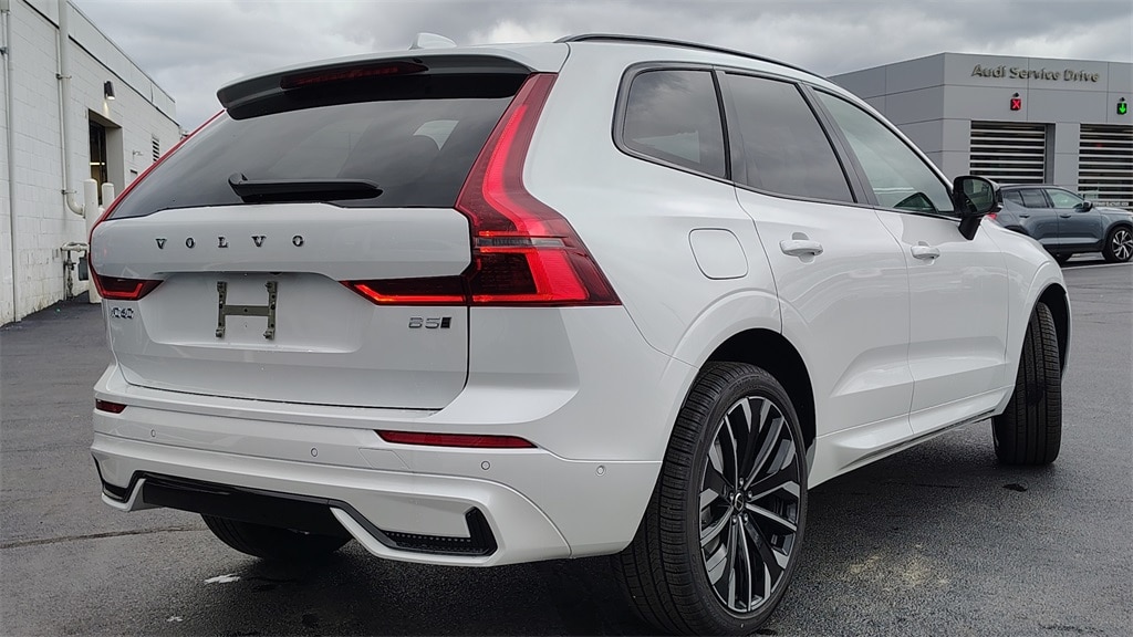 New 2026 Volvo XC60 B5 Ultra SUV