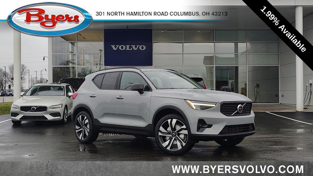 2026 Volvo XC40