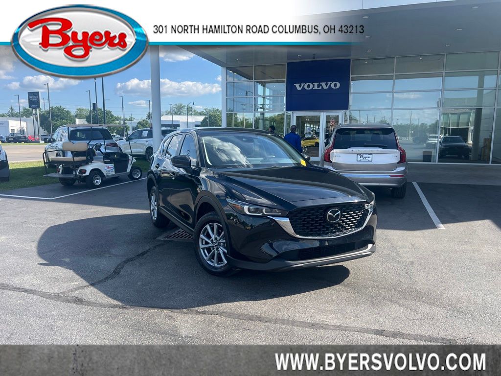 2023 Mazda CX-5 S Auto AWD's photo
