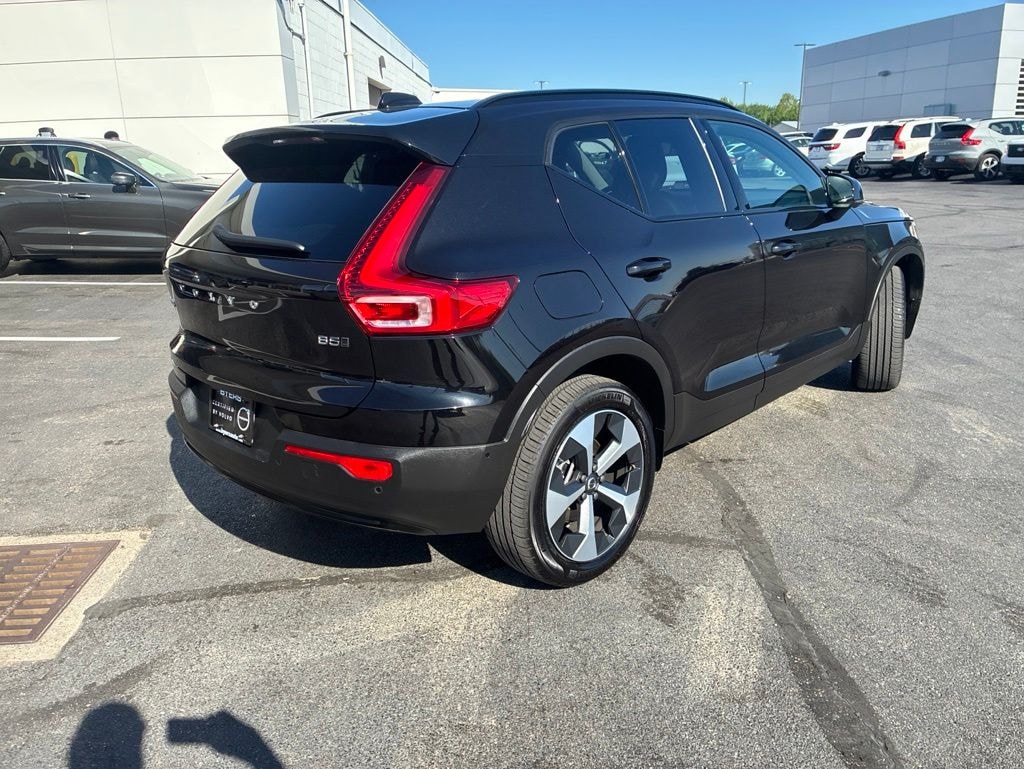 Certified 2026 Volvo XC40 B5 Plus SUV