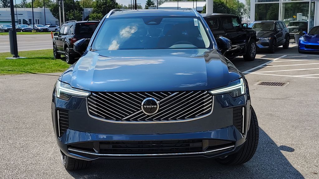 2026 Volvo XC90 Plus - Photo 45