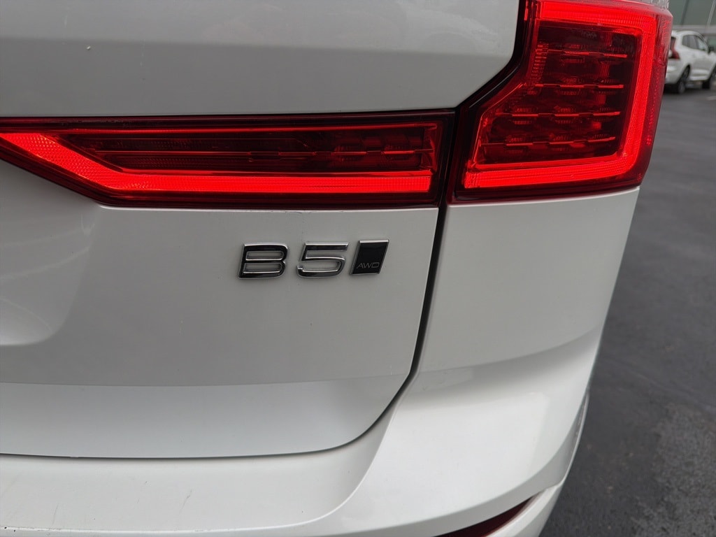 Certified 2025 Volvo XC60 B5 Plus SUV