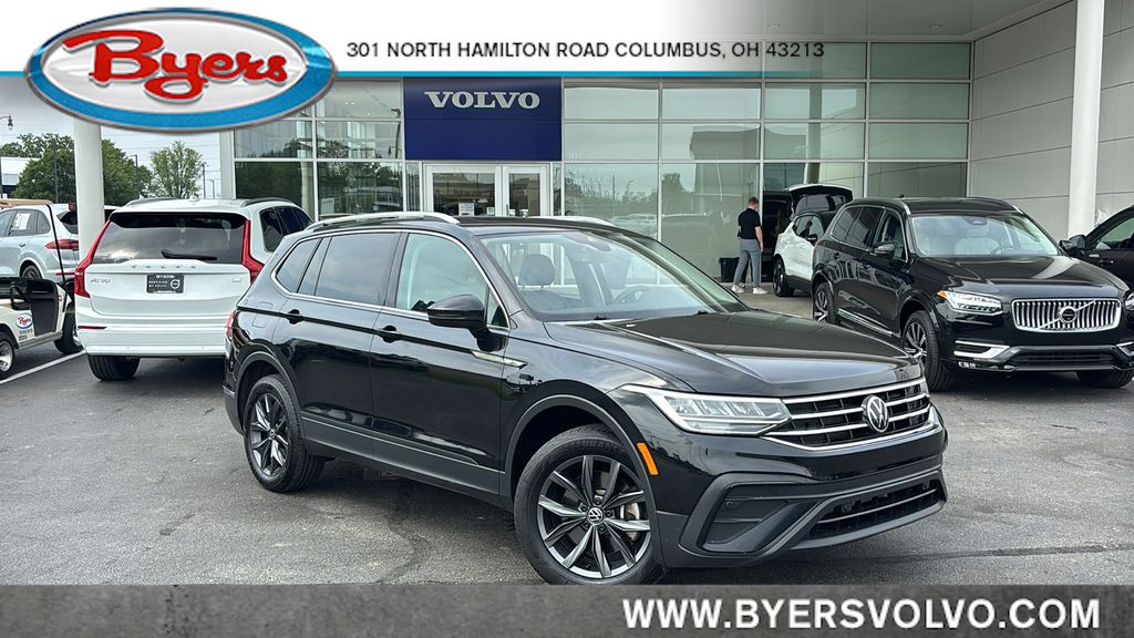 2023 Volkswagen Tiguan 2.0T SE 4Motion's photo